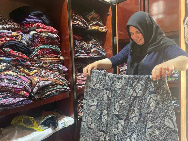 Gelin geldiği Osmanlı köyünün şalvarcısı oldu