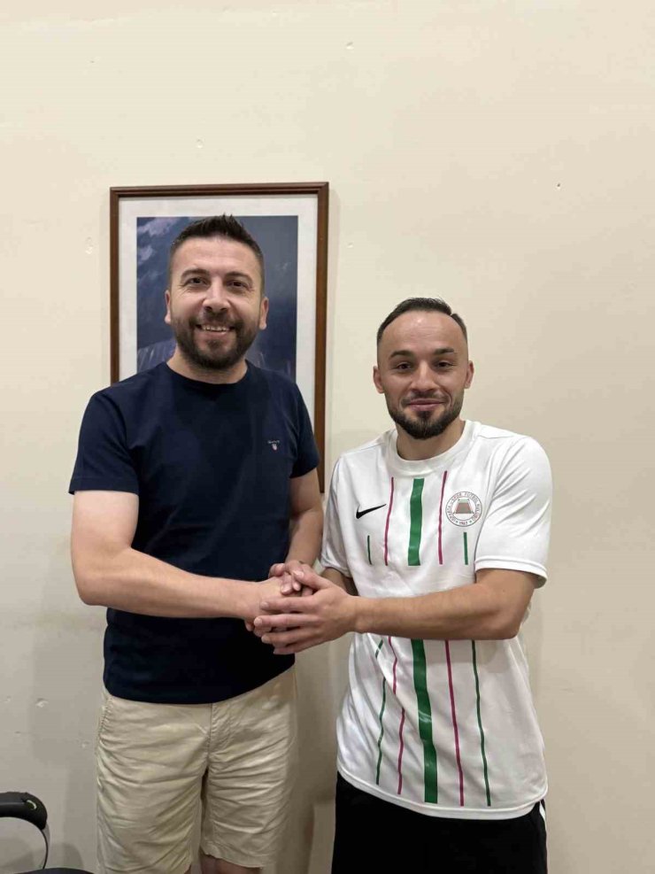 Isparta 32 Spor’dan hücuma takviye kanatlara Takviye