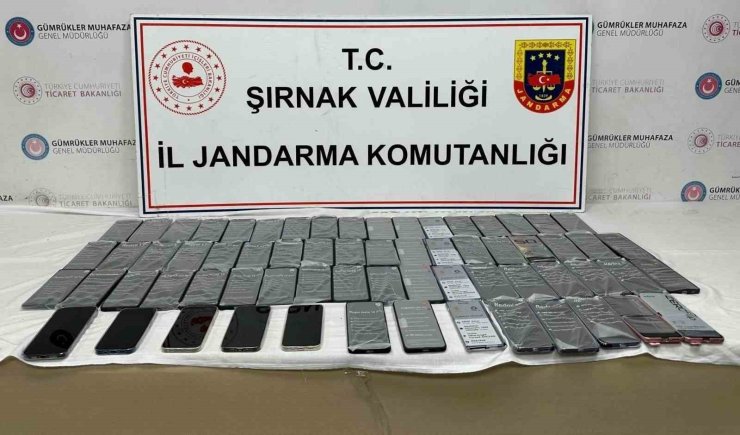 Şırnak’ta jandarmadan kaçakçılık operasyonu: 11 milyon liralık kaçak malzeme ele geçirildi