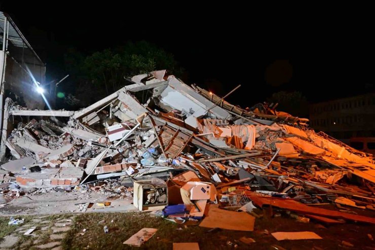 Deprem bölgesine Yıldırım’dan destek