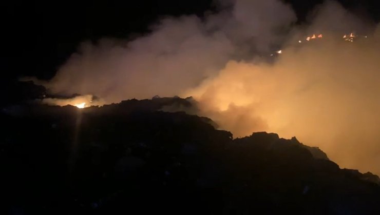 Bingöl’de çöplük alanda çıkan yangın söndürüldü