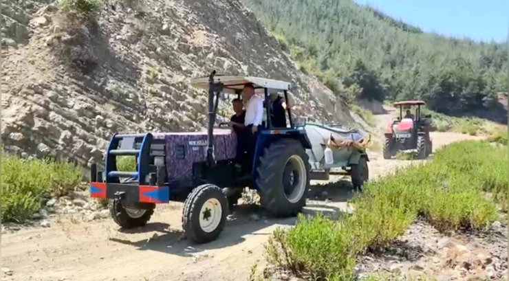 Karacaören Gölet’ine balıklar ve yangınlar için su takviyesi yapıldı