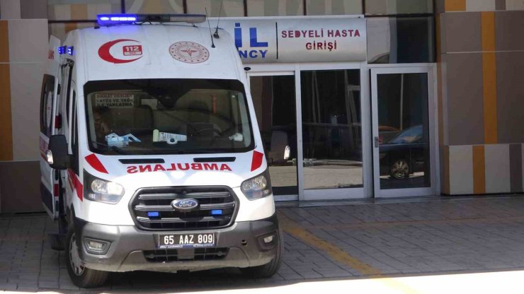Sıcak hava dalgası Van’da acil servislerde yoğunluğu artırdı