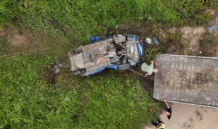 Şile’de ormanlık alana uçan otomobil kaldırıldı