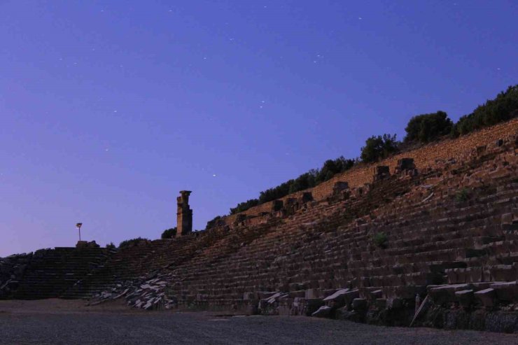 Gladyatörler şehri Kibyra’da meteor yağmurunda görsel şölen yaşandı