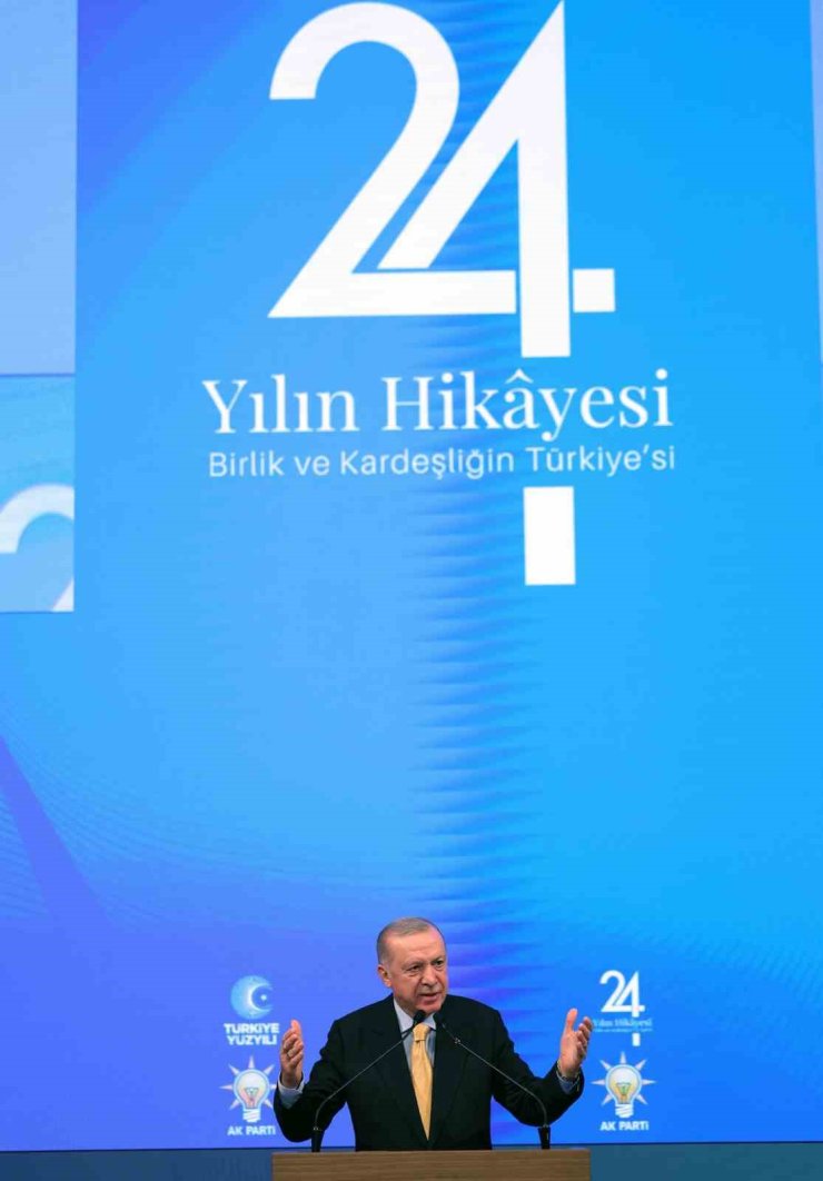 Cumhurbaşkanı Erdoğan: "Soluklanmaları için bir süreliğine dinlenmeye aldığımız arkadaşlarımızla bağımızı asla koparmaz, irtibatımızı kesmez, vefamızı hiçbir zaman eksik etmeyiz."