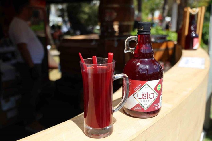 Adana’nın tescilli lezzeti şalgam, dünya sahnesinde: ’Büyük Usta & Serfressh WorldFood İstanbul’da’