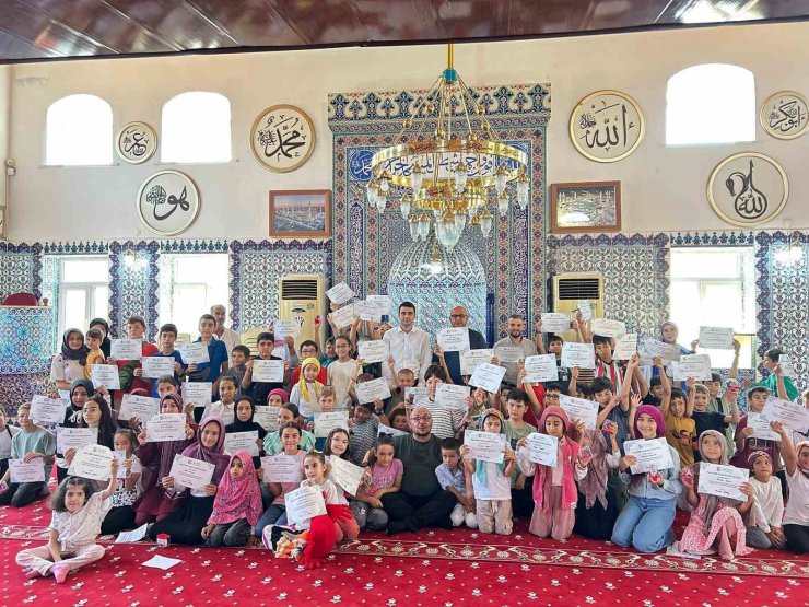 Osmaneli’nde yaz Kur’an kurslarına kaymakam desteği