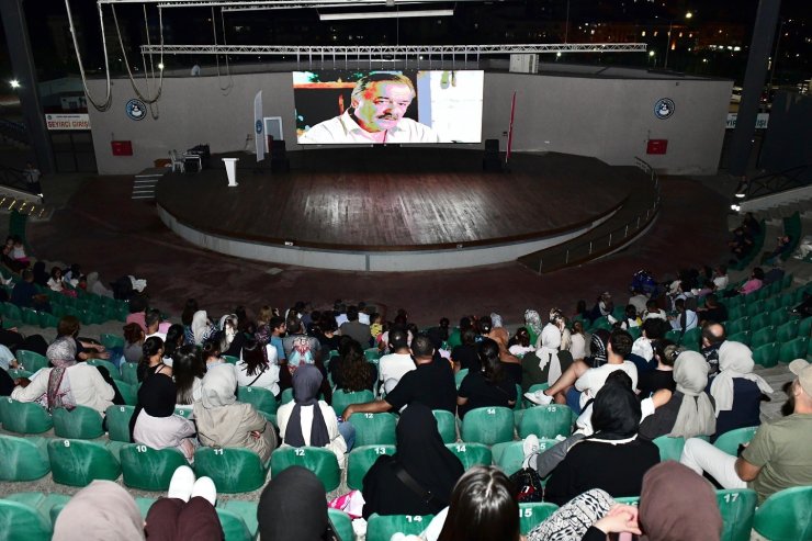 Kestel’de açık hava sinema keyfi tüm hızıyla sürüyor