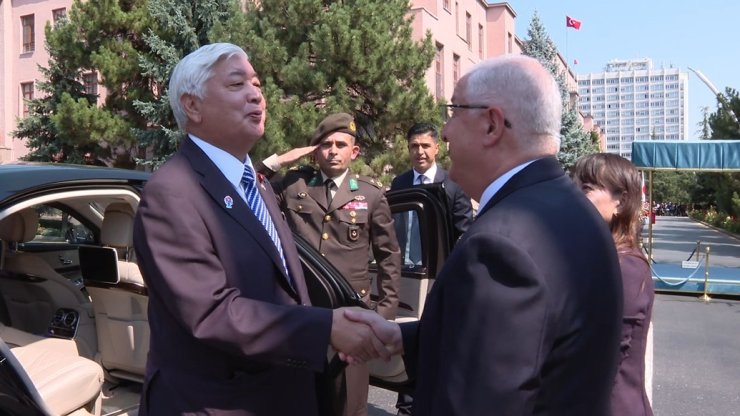 Bakan Güler, Japon mevkidaşı Nakatani ile bir araya geldi