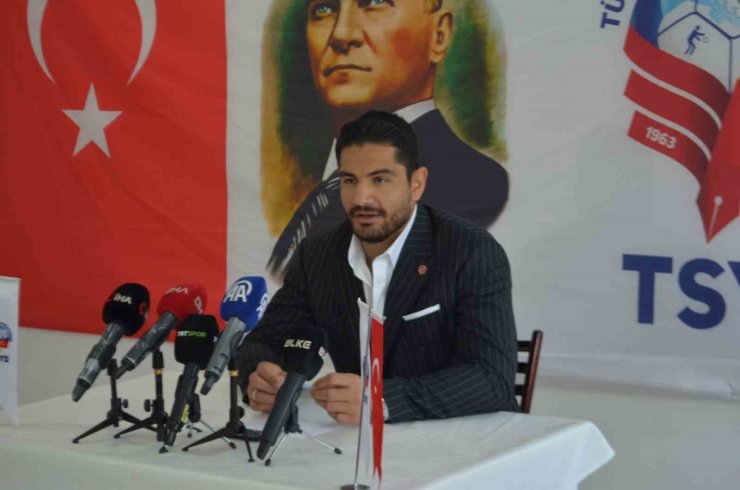 Taha Akgül: "Toplamda 2 bin 250 sporcumuz kamplardan faydalandı"