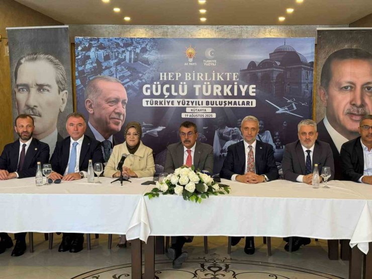 Milli Eğitim Bakanı Tekin: "Huzurlu ve barış içinde bir Türkiye hayali için müfredatımızı revize ettik"