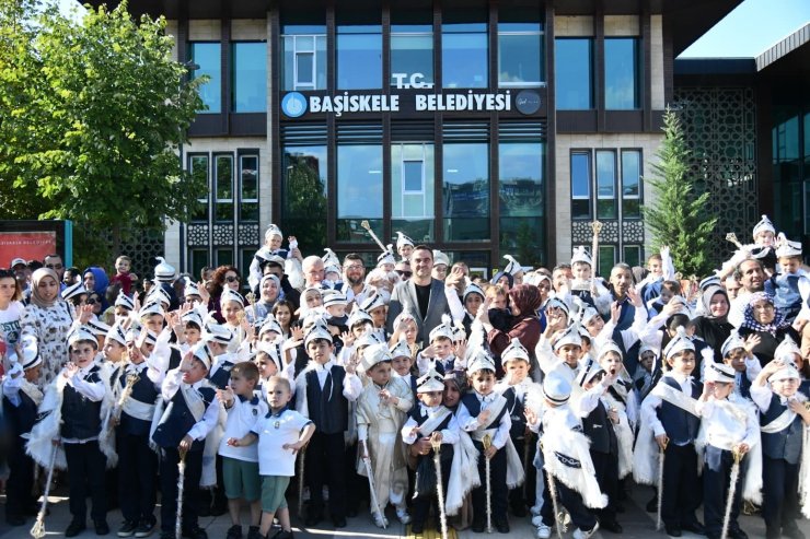 Başiskele’de toplu sünnet şöleni