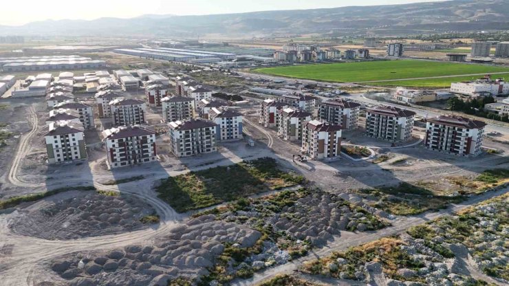 Başkan Büyükkılıç’ın Oruçreis’te 3 milyar TL’lik kentsel dönüşüm projesi hızla ilerliyor