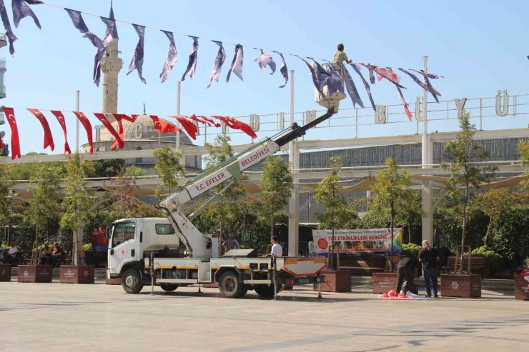 CHP’nin flamalarını toplamak Efeler Belediyesi’ne kaldı