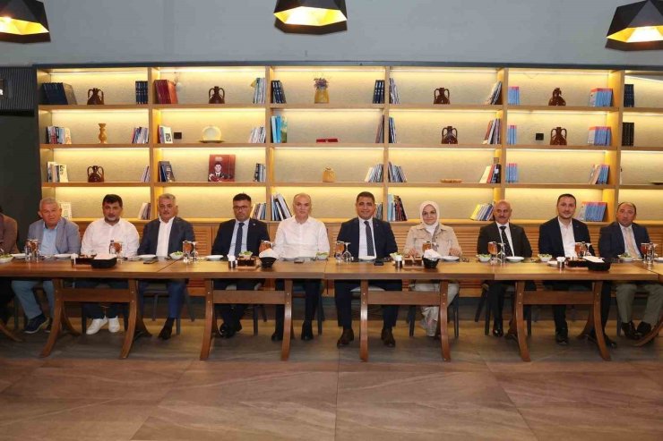 İl Müdürü İsa Yazıcı’ya veda yemeği