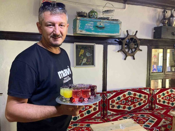 Osmanlı’nın şifa kaynağı şerbetler Eskişehir’de yaşatılıyor