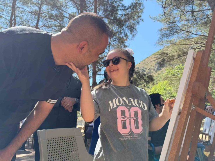 MHP Erzurum il başkanlığından anlamlı etkinlik