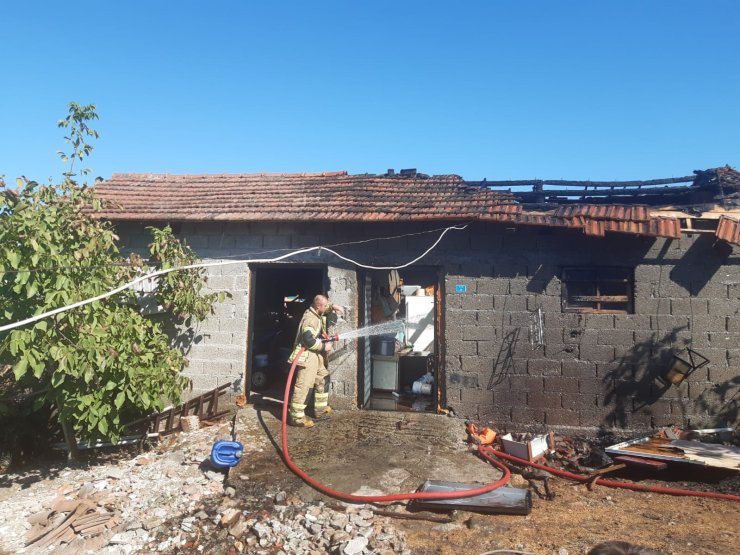 Gönen’de dam yangınına müdahale edildi