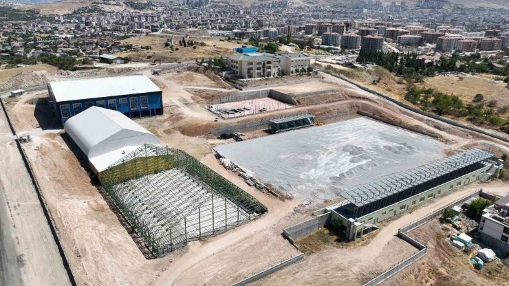 Malatya Büyükşehir Belediyesi’nden spora büyük yatırım