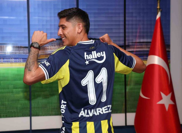 Edson Alvarez, resmen Fenerbahçe’de