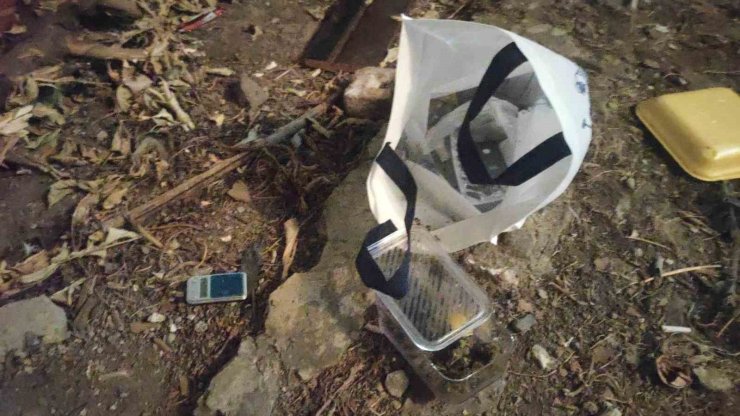 İzmir’de zehir tacirlerine operasyon: 1 tutuklama