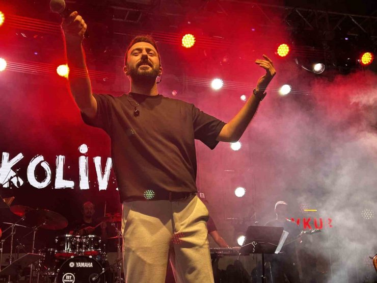 Sürmeli Şenlikleri’nin üçüncü gününde Koliva rüzgarı esti