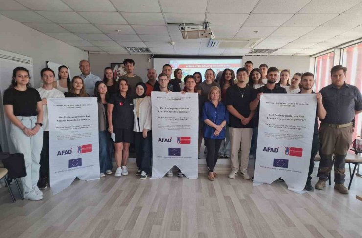 Manisa’da gençler Youthpass aldı