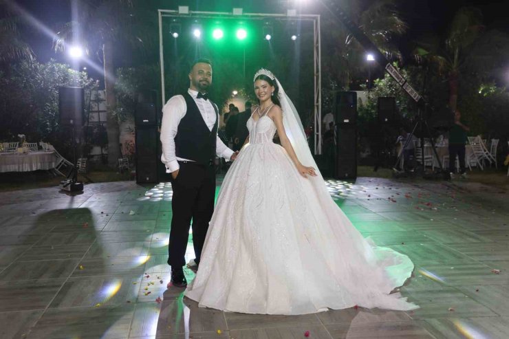 Kübalı gelin Arap usulü düğünle dünyaevine girdi