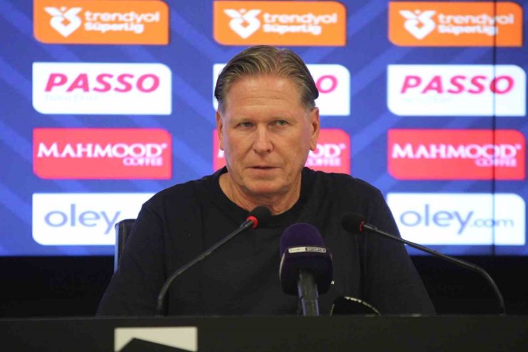 Markus Gisdol: "Takım halinde çalışmaya ve zaman geçirmeye ihtiyacımız var"