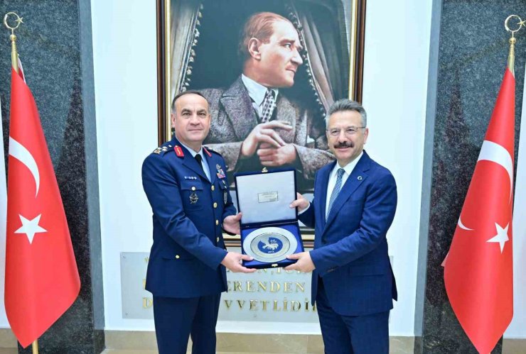 Hava Korgeneral Rafet Dalkıran’dan Vali Aksoy’a ziyaret