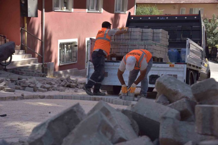 Bilecik Belediyesi kent estetiği için kolları sıvadı