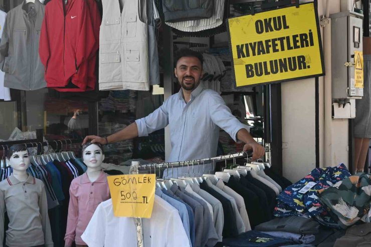 Okul kıyafetleri için sezon açıldı