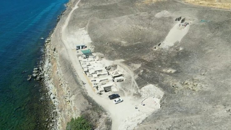 Trakya’nın en büyük antik tiyatrosunda kazılar sürüyor