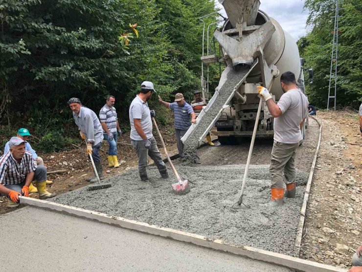 Sinop’ta köylüler kendi yollarını yaptı: "Artık yeter dedik ve yola çıktık"