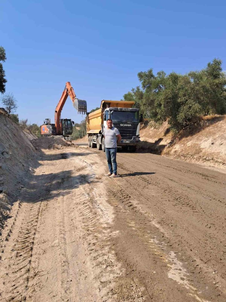 Bozdoğan’da yol çalışmaları sürüyor