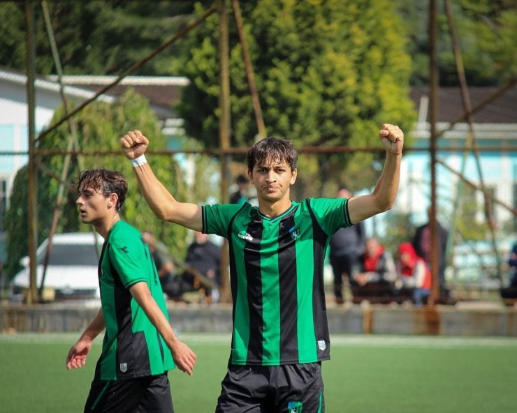 Kocaelispor, Mikdat Çil’i Balıkesirspor’a kiraladı