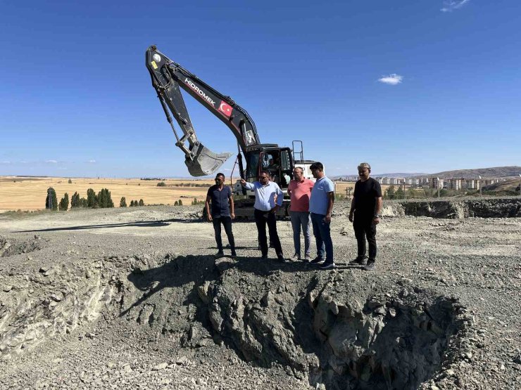 Sorgun’da yeni mezarlık alanında ilk temel atıldı