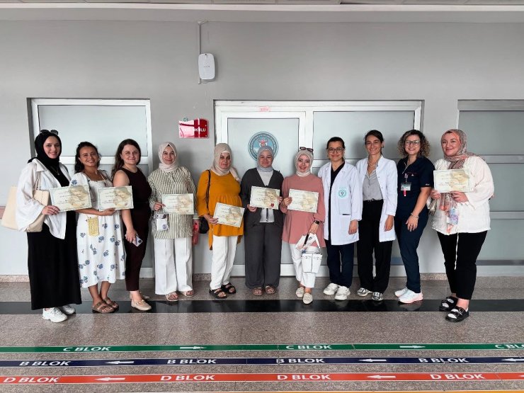 Balıkesir’de gebe okulu ilk mezunlarını verdi