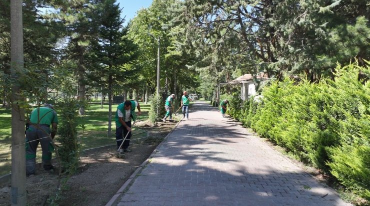 Başkan Çolakbayrakdar: "Yeter ki 1 metrekare kamuya ait olsun, hızla park yapıyoruz"