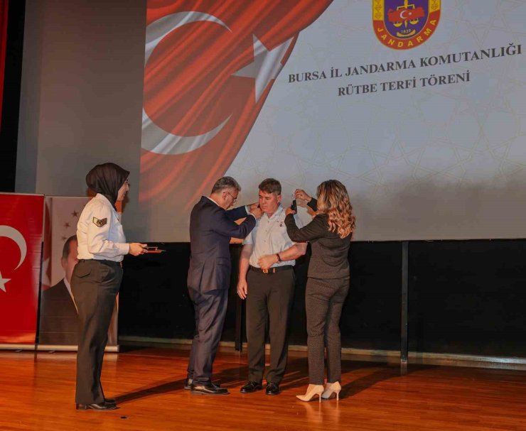 Bursa’da jandarma personeli için rütbe terfi töreni düzenlendi