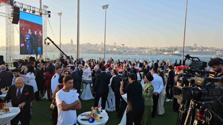 İstanbul Valiliği tarafından 30 Ağustos Zafer Bayramı resepsiyonu düzenlendi