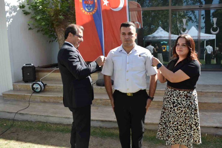 Salihli jandarmada terfi heyecanı: Bir üst rütbeye terfi ettiler