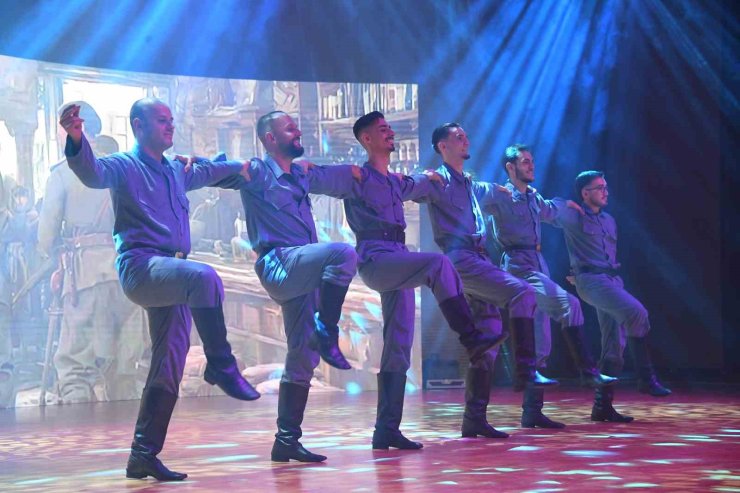 Osmangazi’de "Zaferin Dansı" gösterisi izleyenleri büyüledi