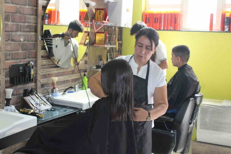 Haydi çocuklar muhtar tıraşına