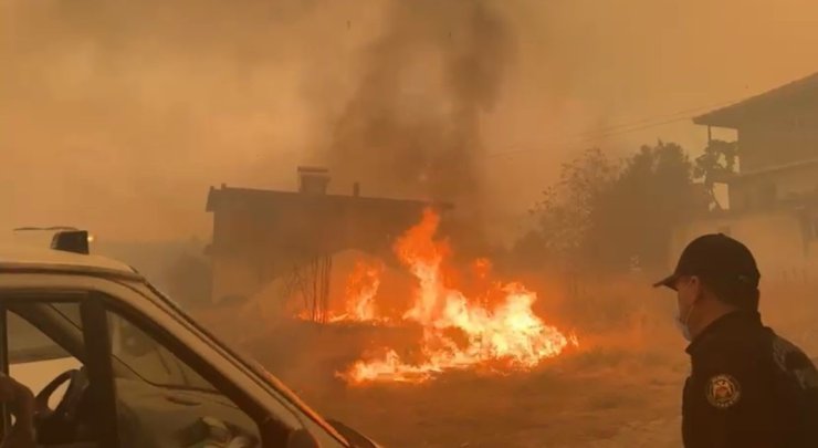 Belediyelerde eğlence devam ederken, Buldan’da faciadan dönüldü
