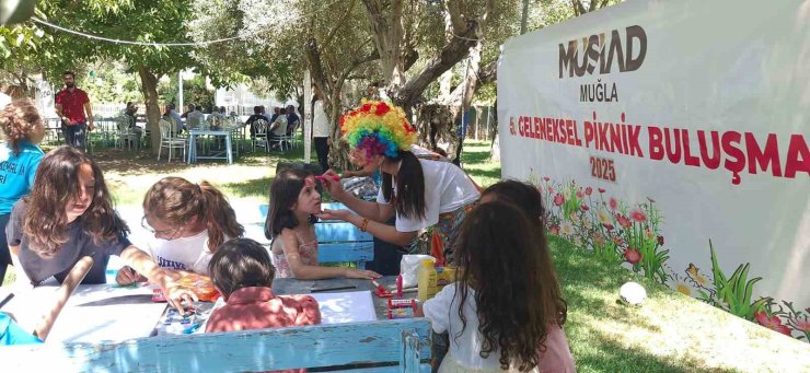 MÜSİAD Muğla, 5. geleneksel piknik programında üyelerini ve ailelerini buluşturdu