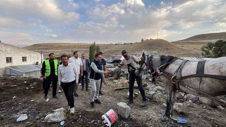 Başkan Uçar; "Kırmızıtaş’ta yaralar sarılacak"