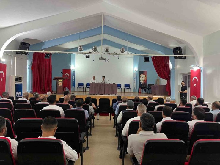 Kaymakam Atış, vatandaşlarla bir araya geldi