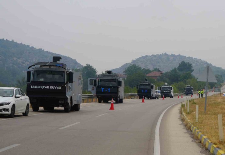Kastamonu’daki orman yangınına müdahalede TOMA’lar da görev yapıyor